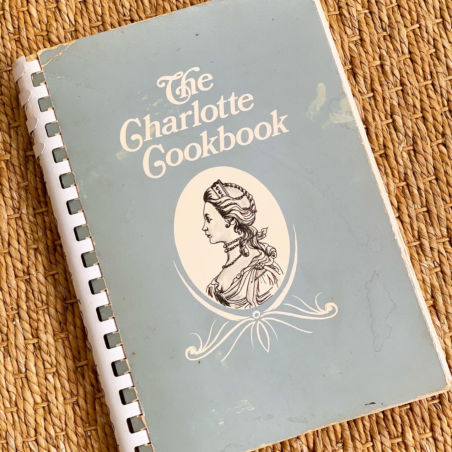 The Charlotte Cookbook by The Charlotte Junior League (1972)