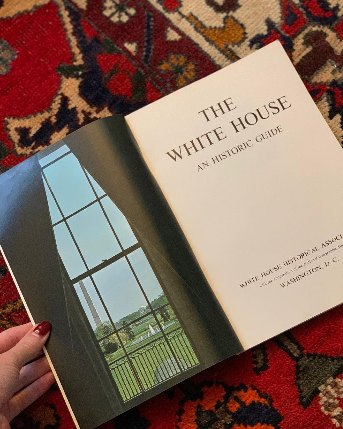 Visitors Guide to the White House (1970)